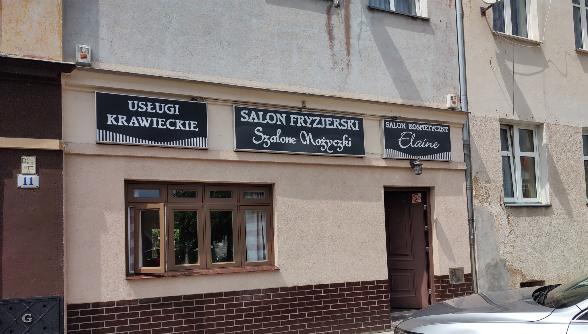 Praca krawiecka w pracowni LONGMART